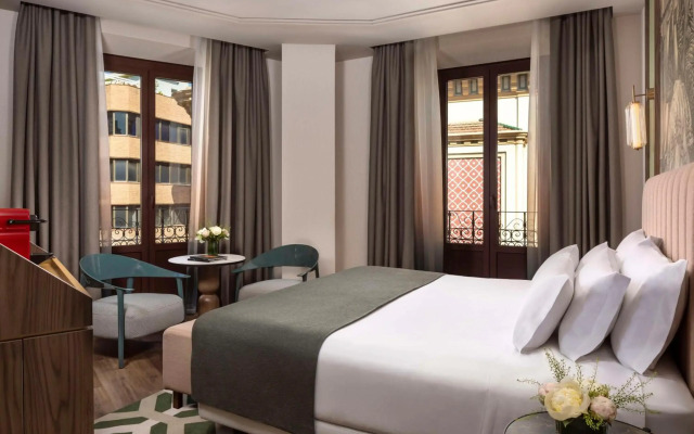 NH Collection Granada Victoria Hotel