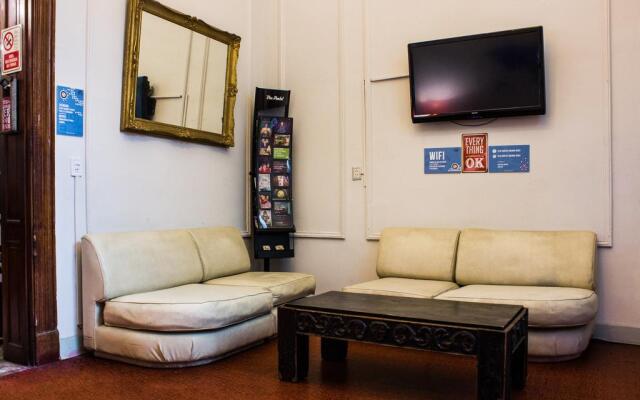 Play Hostel Arcos