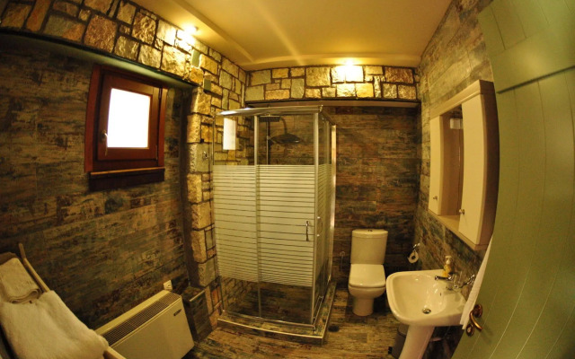Oreiades Suites