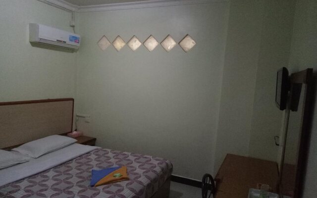 Hotel Super 888