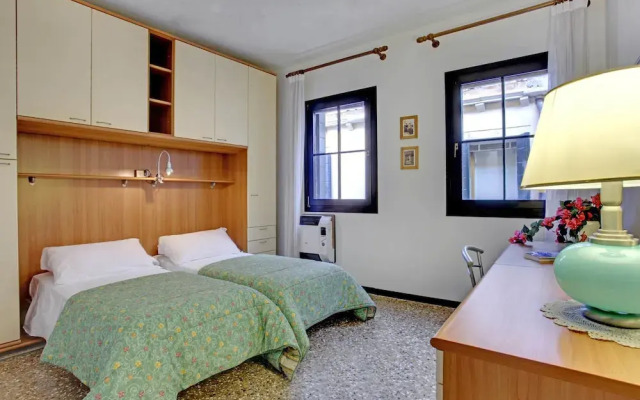 Grimaldi Apartments Zaccaria