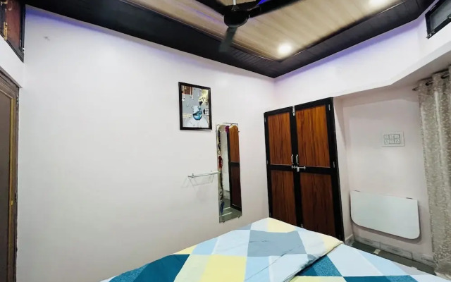 Shrilok Kutir