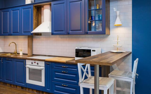 Travel in Kaliningrad on Lenin Street 36