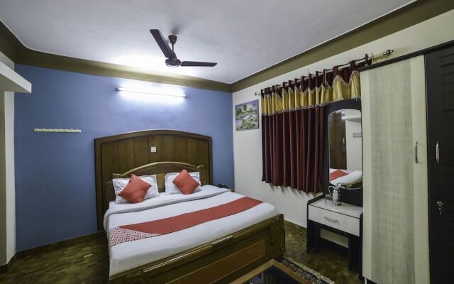 OYO 28641 Vijaya Deepa Guest House