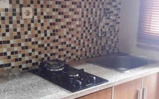 Ester Room Apartemen Kebagusan City