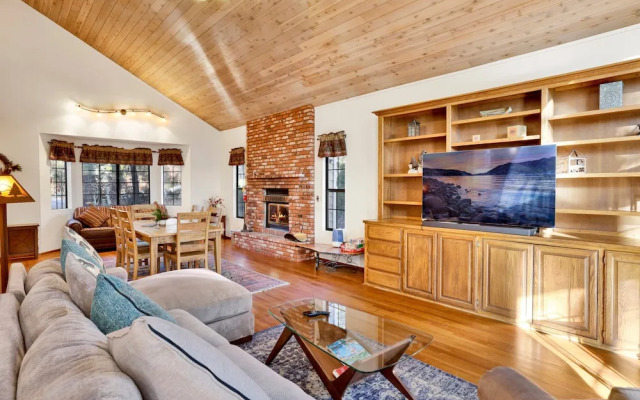 Sacred Stone Retreat #2506