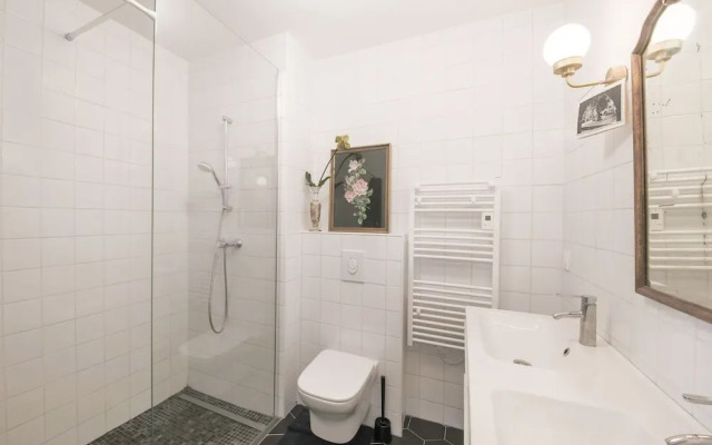 Apartment in Provence With Pool & Golf