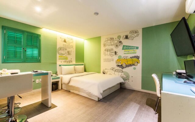 e-Hotel