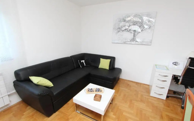 Apartment Mladen