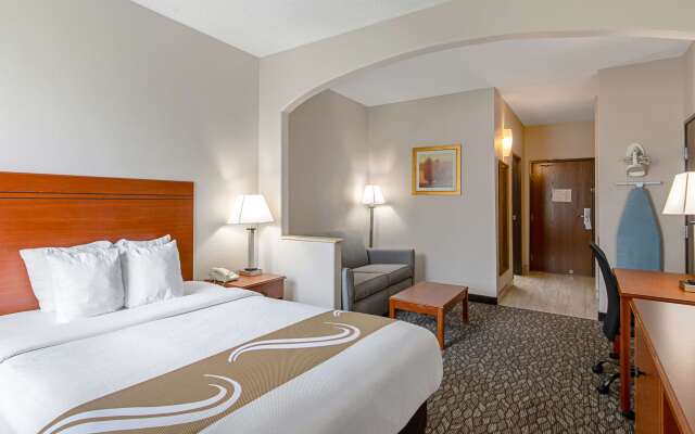 Quality Suites South