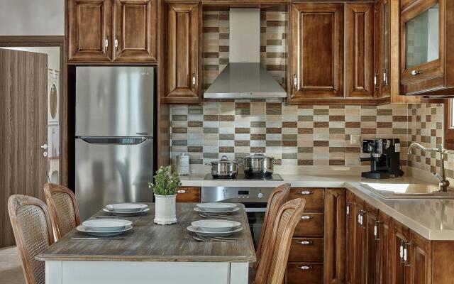 Nice apartment in Kamilari with swimming pool