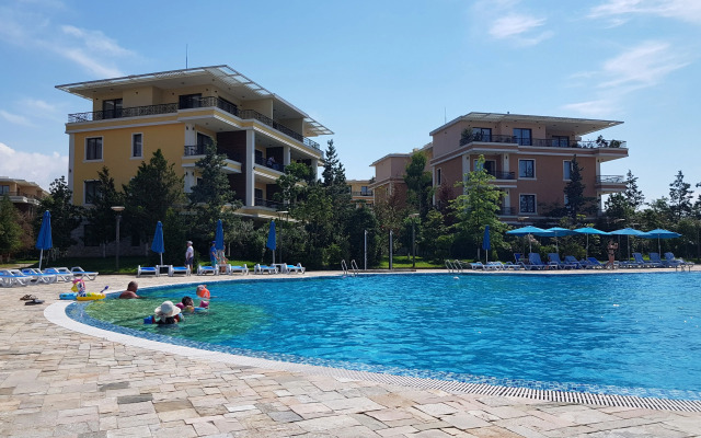 Апартаменты на ул. Батумской, 16-9, кв. 22