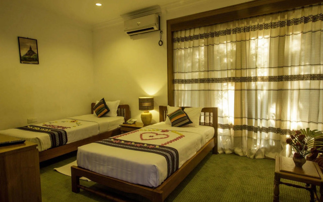 Raza Gyo Hotel