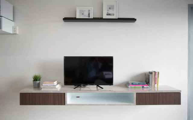Q Space Residence