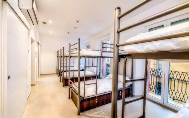 Hostel A2C - Adults Only