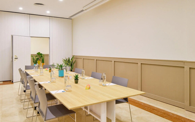 INNSiDE by Melia Barcelona Apolo Hotel