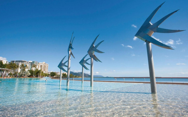 Hides Hotel Cairns