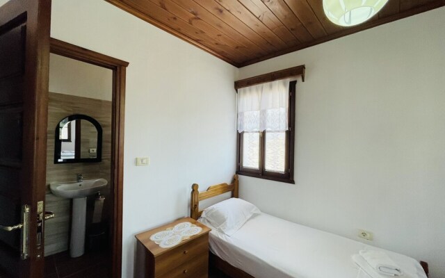 Denis Guest House