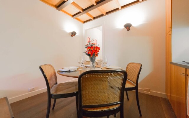 Borgo Pio Vatican Apartment