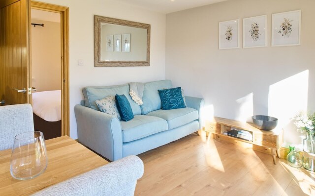 Host Stay Cobnut Barn