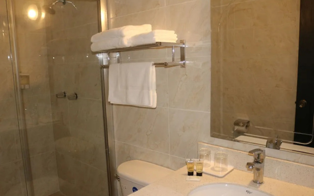 Hotel F Sur Inn