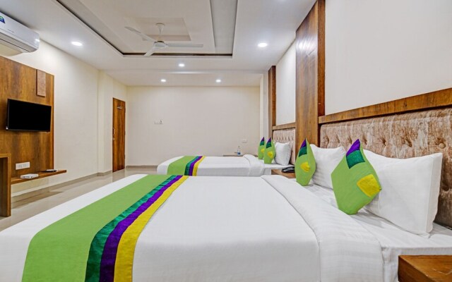 Royal Empire Indore by Treebo