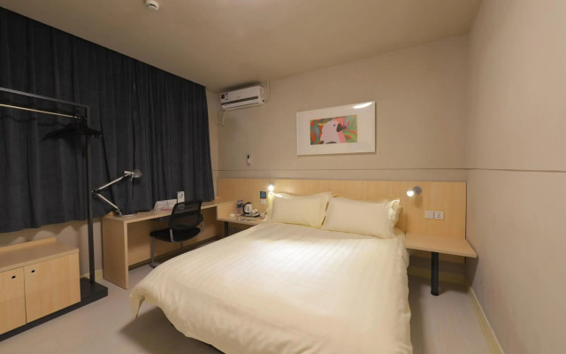 Hi Inn Suzhou Railway Station North Square