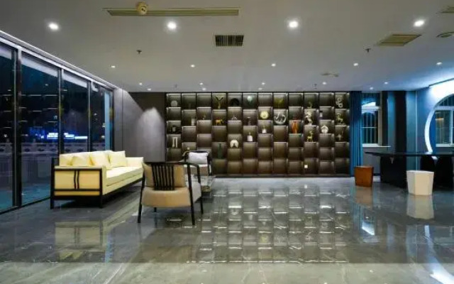 Elong Migao Fashion Hotel (Qingzhou Ancient City)