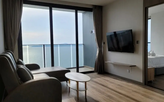 Sea view 253 The Base Central Pattaya