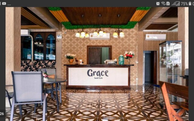 Grace Hostel & Cafe