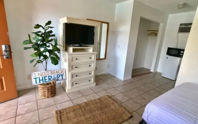 Sunny Palms Inn