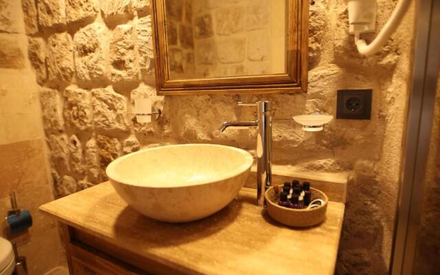 Vita Cave Hotel