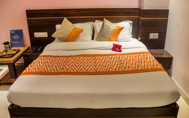 OYO Rooms Sargam Cinemas