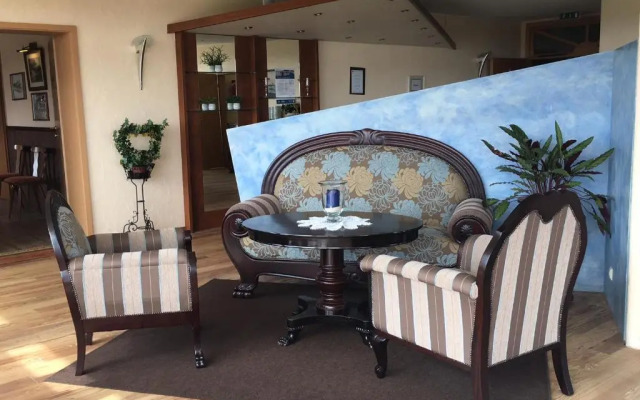 Hotel Nige Hus
