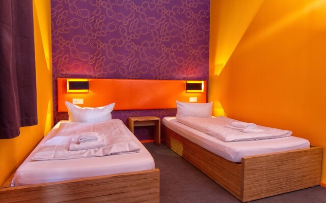 Singer109 Apartment - Hostel