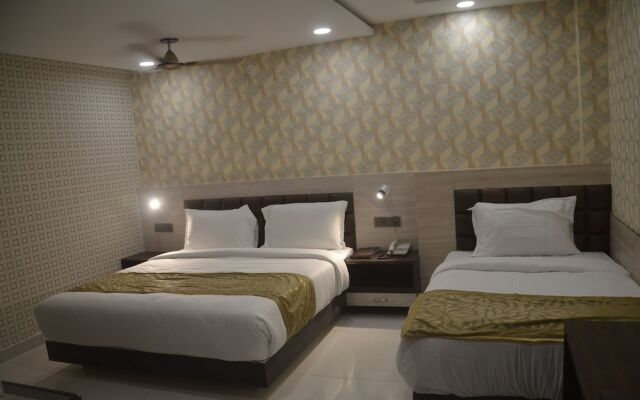 Hotel Rajeev Regency