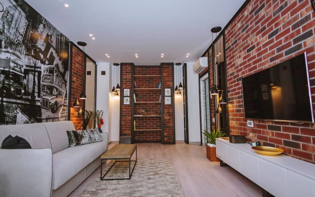 No 6 Apartments