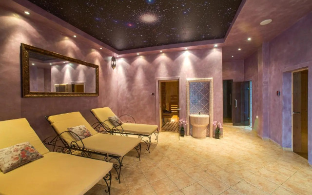 Aparthotel Izida Palace