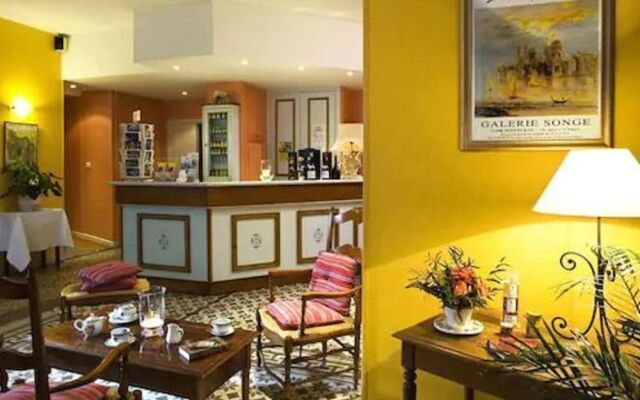 Logis Hôtel Restaurant La Tête Noire