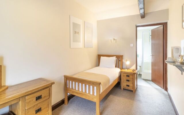OYO Elm Farm Country House, Norwich Airport