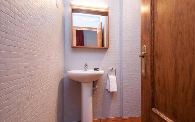 Feel Good Plaza Real