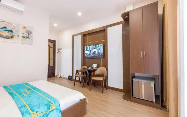 Hai Yen Hotel - 109 Tran Duy Hung