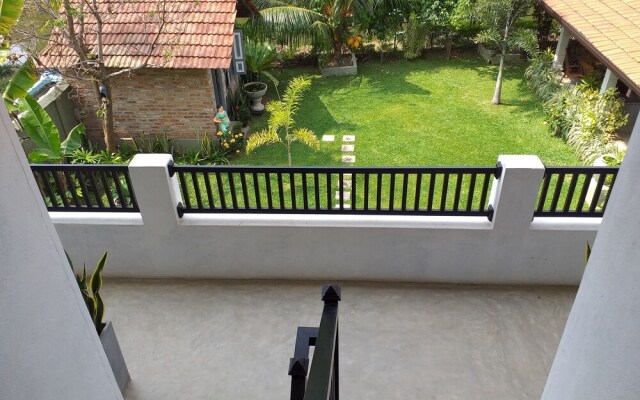 Green wood villa