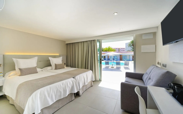 Sanom Beach Resort - Adults Only