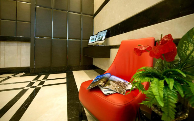 V Hotel Bencoolen