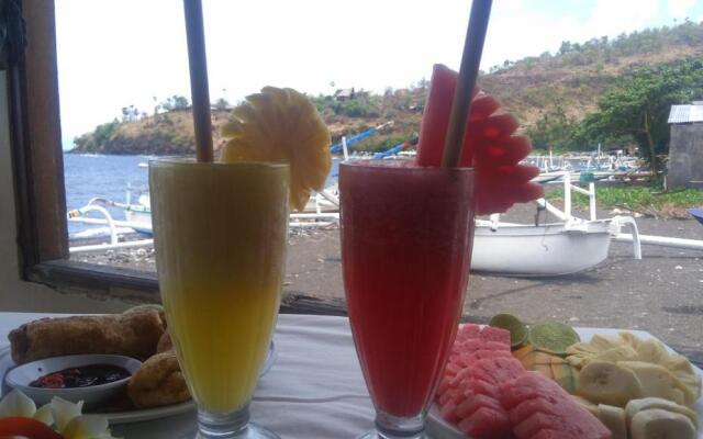 Sunrise Cafe Bungalows