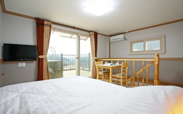 Pohang Songra Aqua Tourist Pension