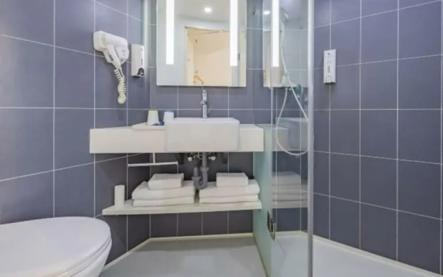 Lianjia Holiday Hotel(Jigang Senior High School)