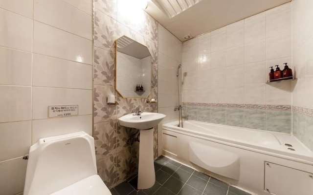 Daejeon Yuseong Hotel Louis