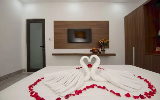 OYO 1180 Huy Ngoc Hotel